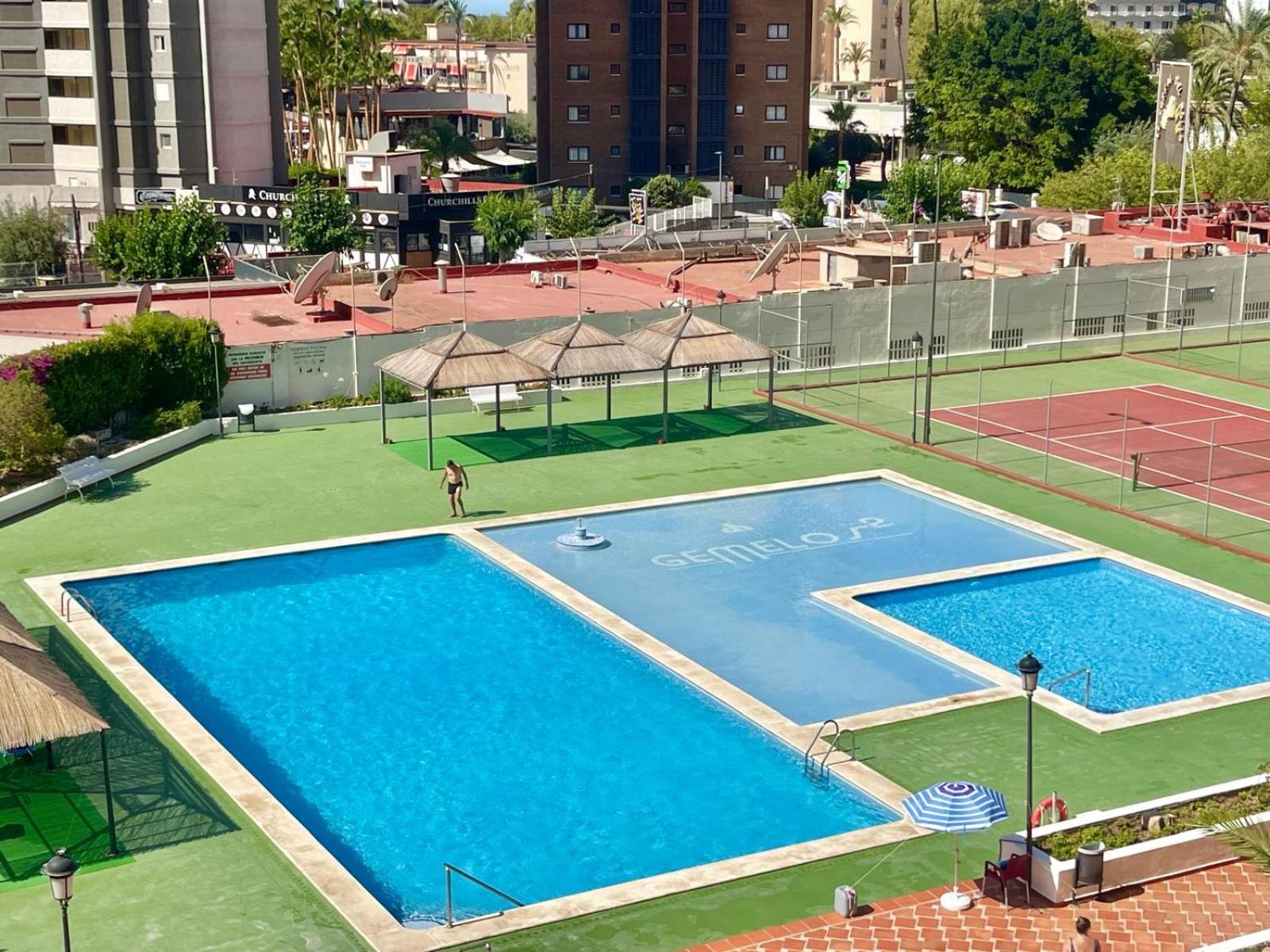 Gemelos 2 Levante Beach Бенидорм Екстериор снимка